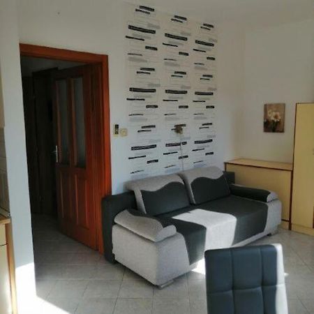 Abban Durmolj Apartman Gyula Exterior photo